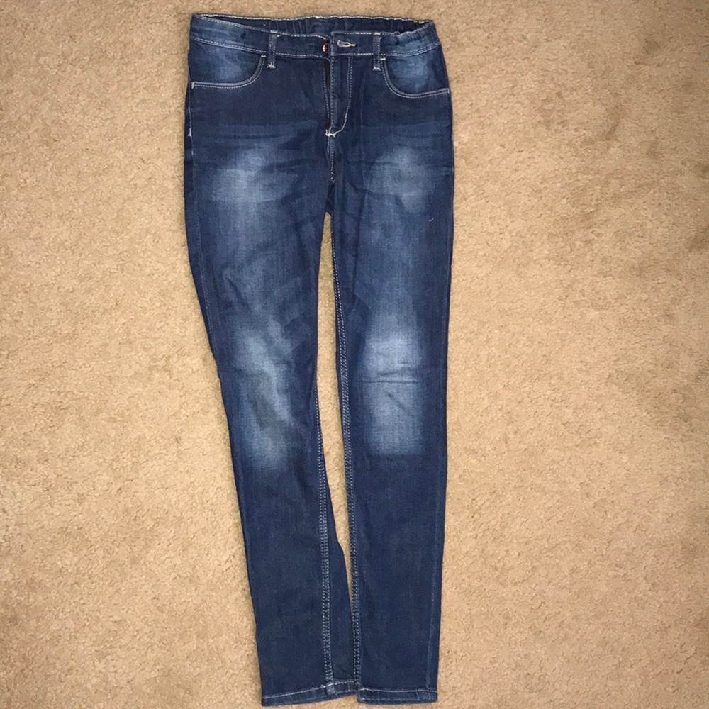 denim jeans. skinny jeans